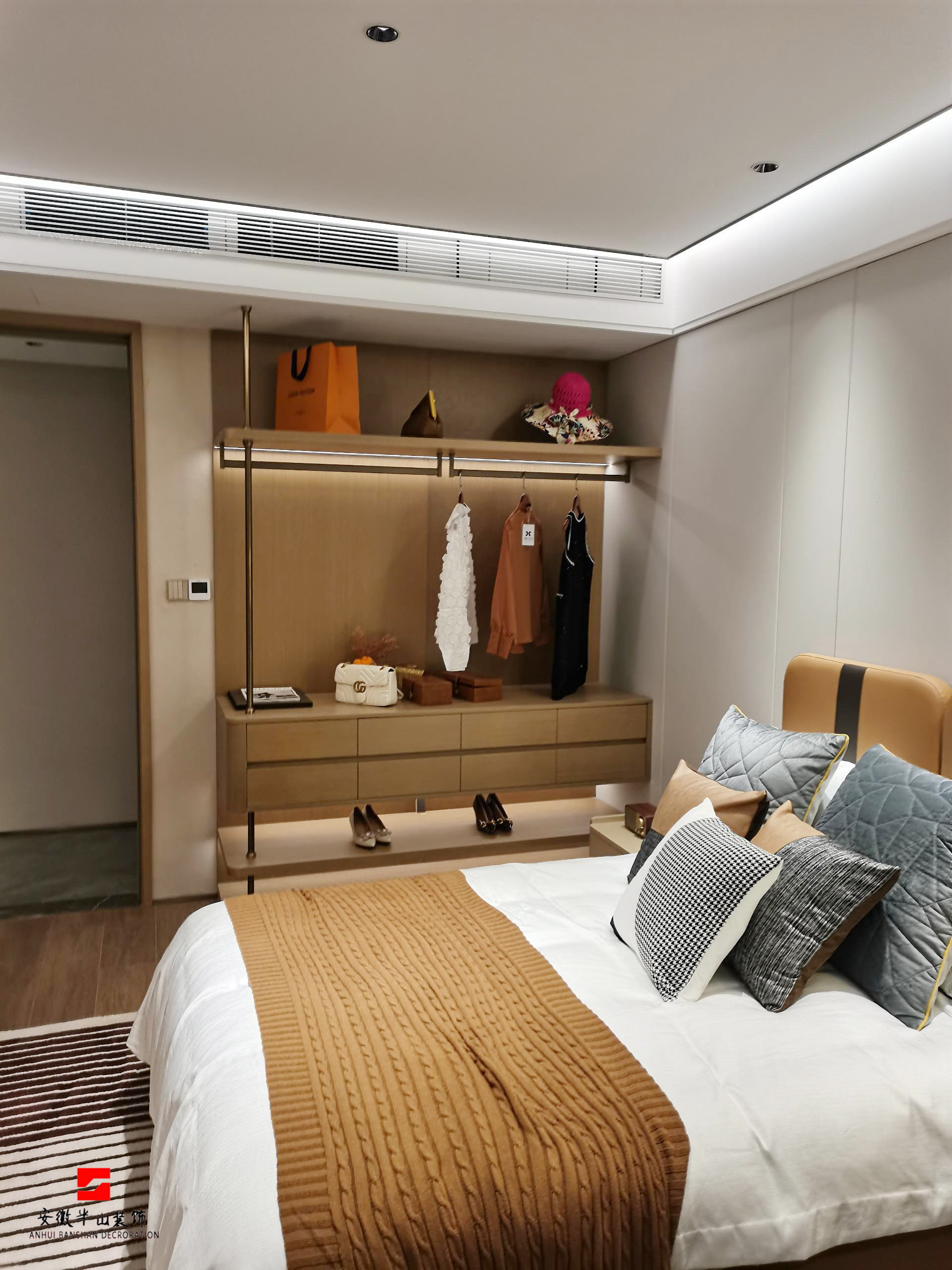 安徽半山裝飾:合肥辦公樓廠房裝修的不二之選(圖1) 安徽半山裝飾:合肥辦公樓廠房裝修的不二之選(圖1)