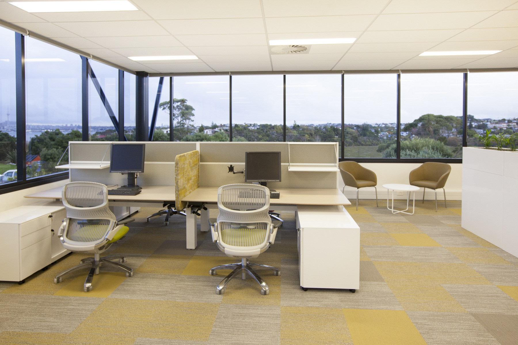 解鎖辦公室裝修新風(fēng)格，打造高效辦公空間(圖2)